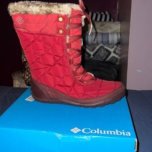 Columbia Women’s Minx Mid II Omni Heat Print Boot